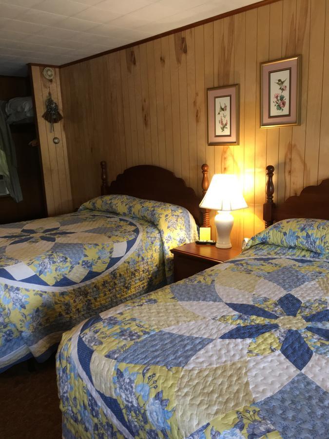 Cave Mountain Motel Віндем Екстер'єр фото